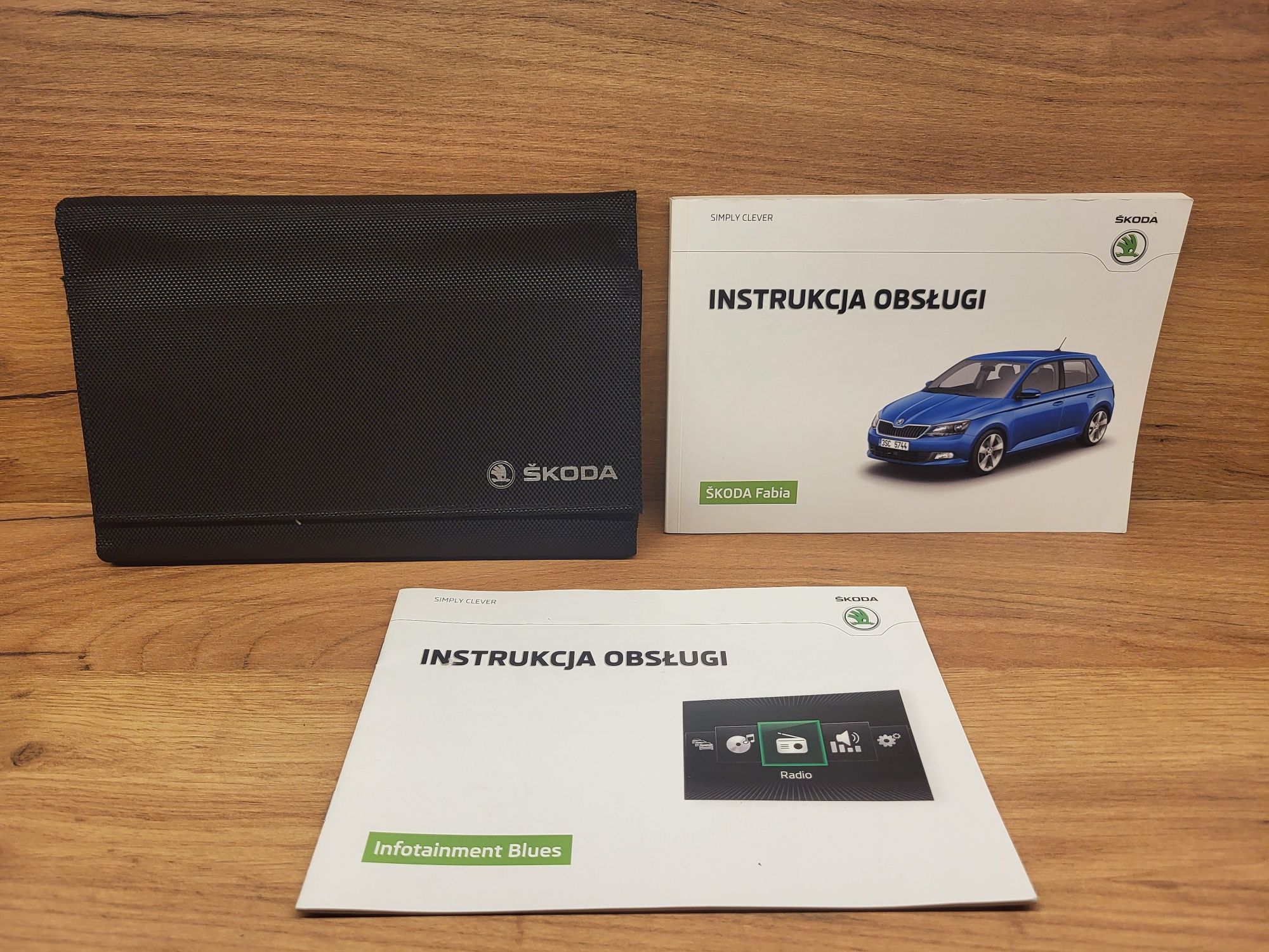 Instrukcja obsługi Skoda Fabia PL etui wydanie listopad 2016