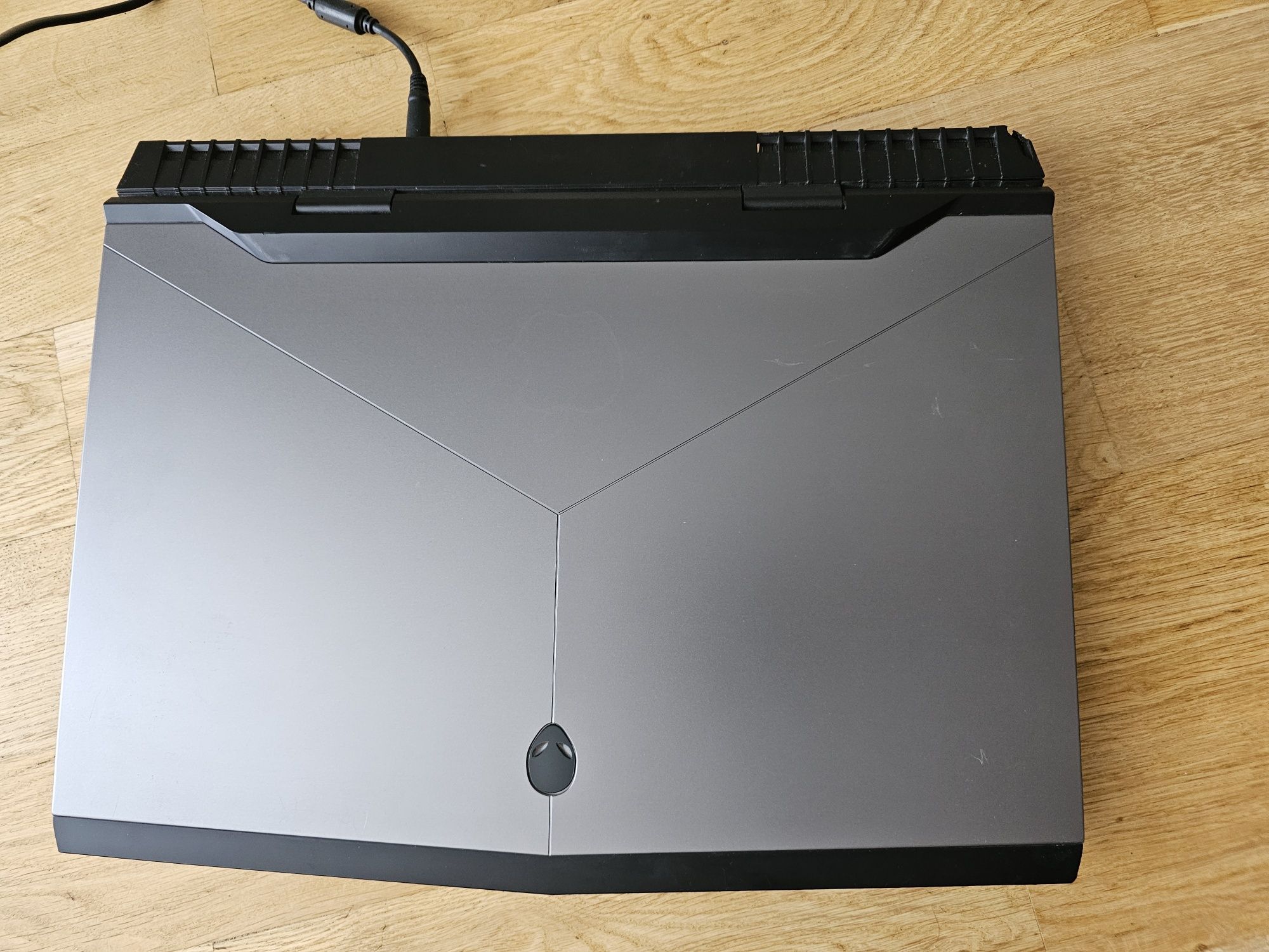 ноутбук DELL alienware 17 R4