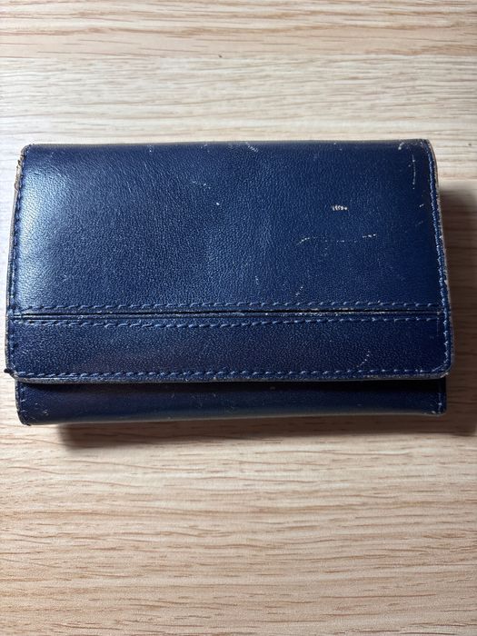 Granatowy portfel skórzany