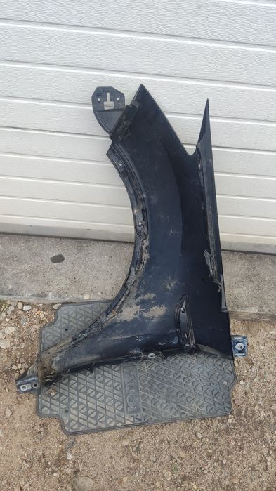 Błotnik przedni przód prawy ford Kuga mk1 f8