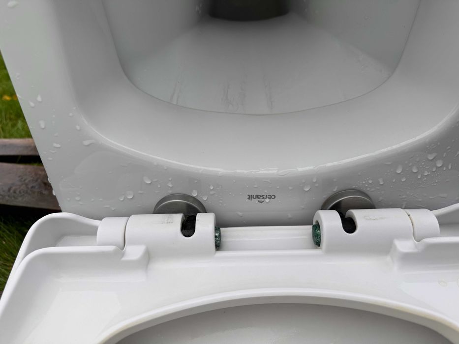 Stelaż podtynkowy w komplecie z miską WC