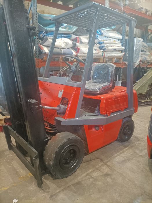 Empilhador Toyota 1.5 a GPL