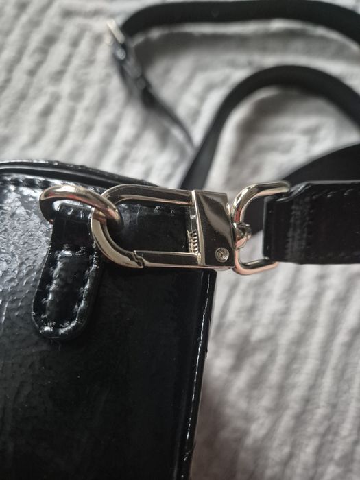 Torebka Guess status mini nowa