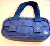 Bolsa Lacoste em azul marinho