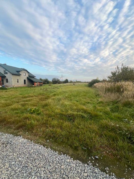 Продаж ділянки с. Бартатів 11с.