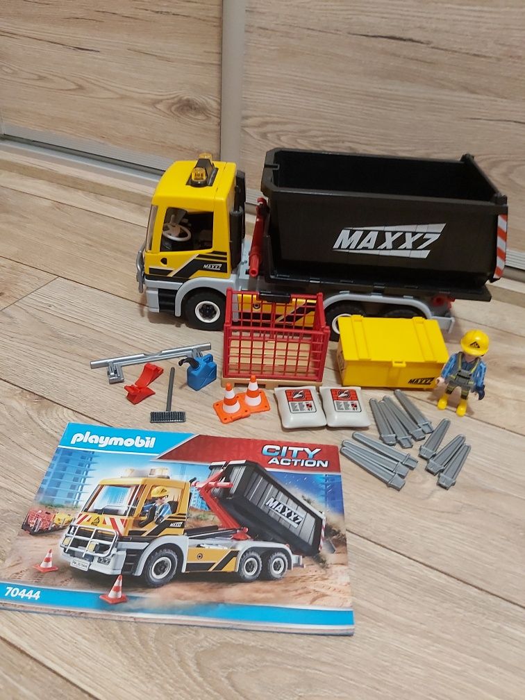 Playmobil samochód ciężarowy z wymiennym podwoziem ciężarówka 70444
