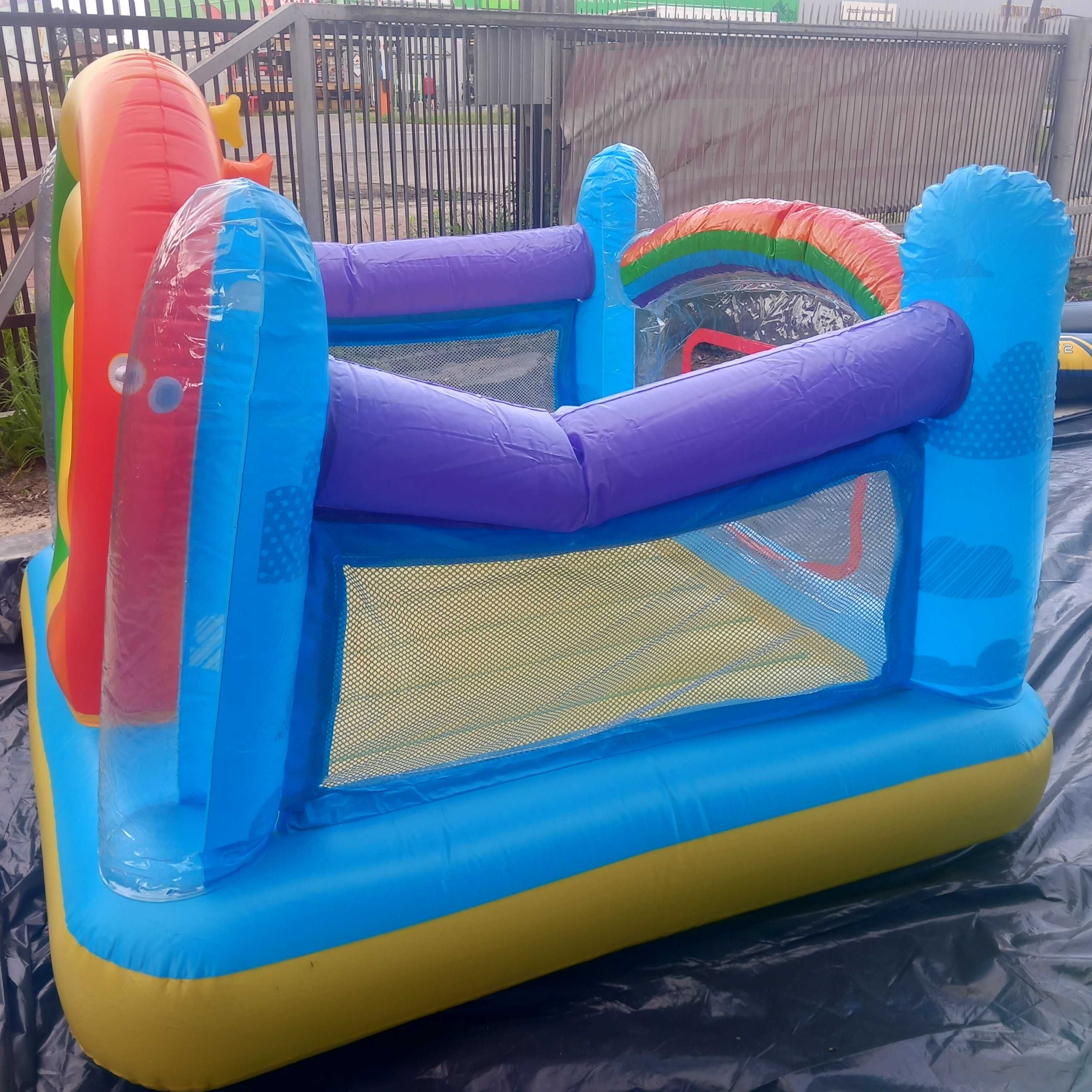 Bestway 52269 Zamek dmuchany 175x173cm uszkodzony