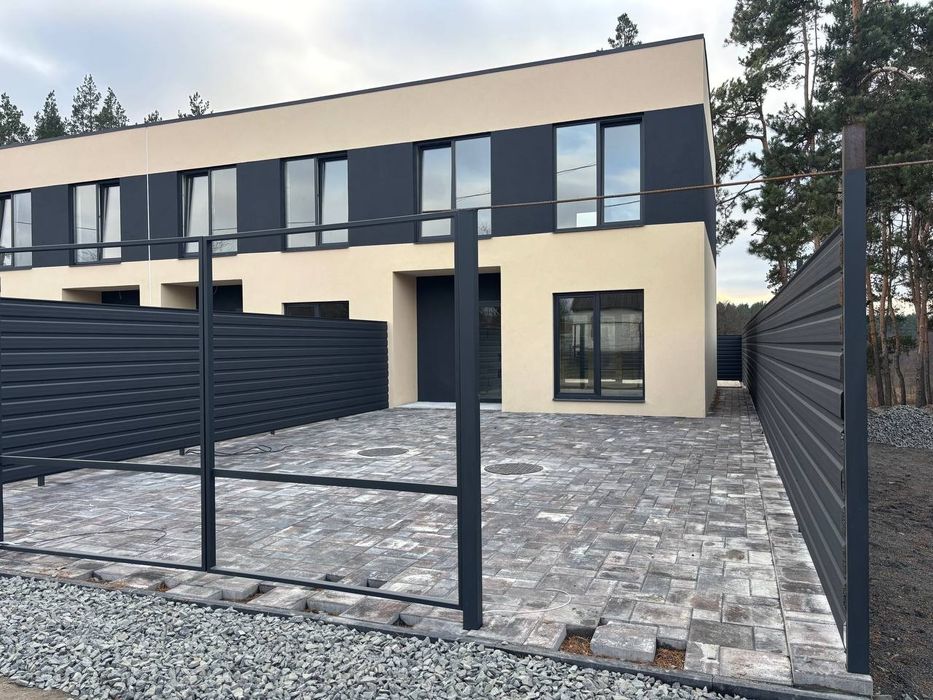 Продам Будинок м. Коростень Таунхаус