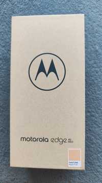 Motorola Edge 40 neo Peach Fuzz + 2 lata ubezpieczenia od zniszczeń