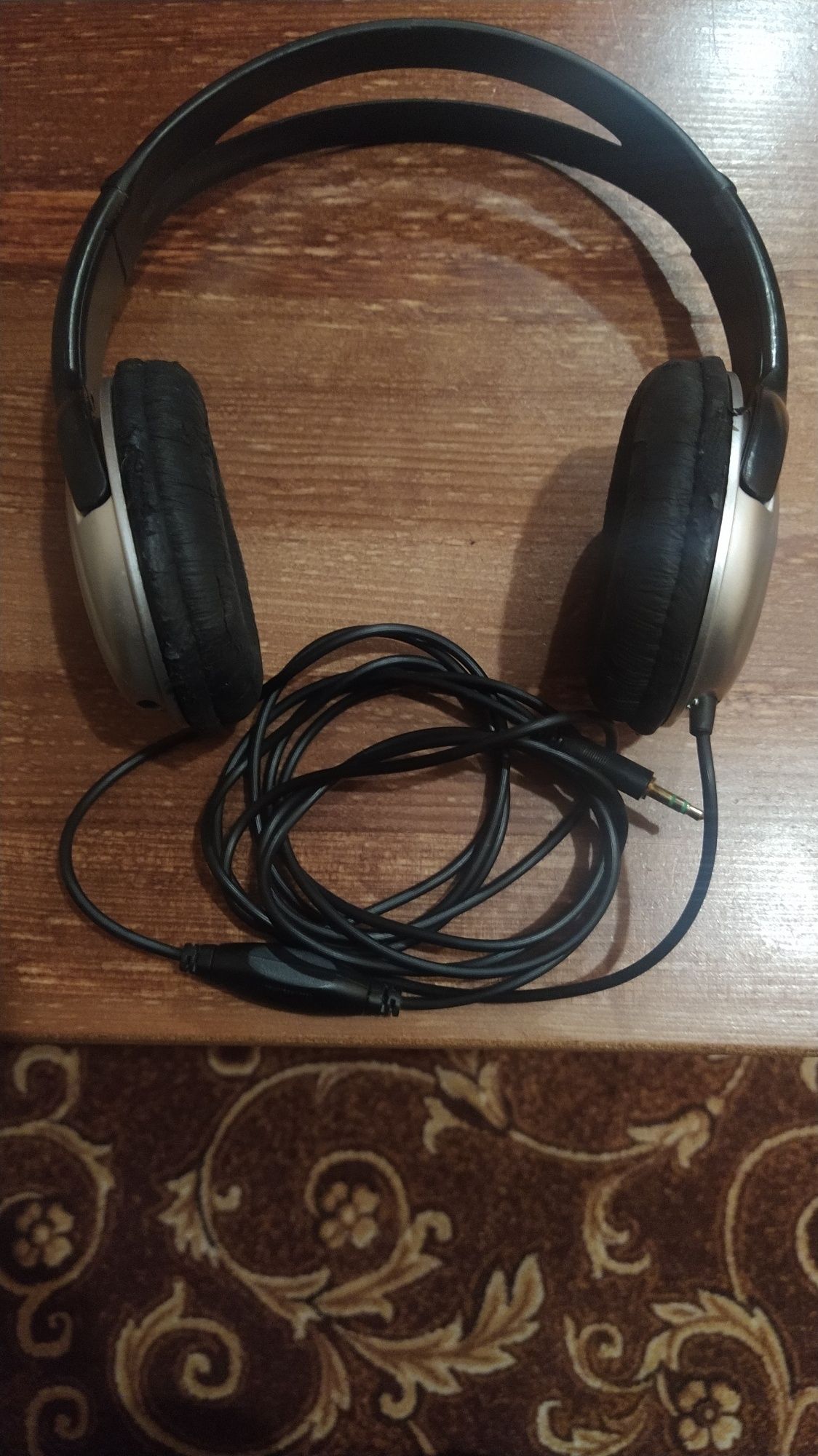 Продам Наушники SONY stereo MDR CD808