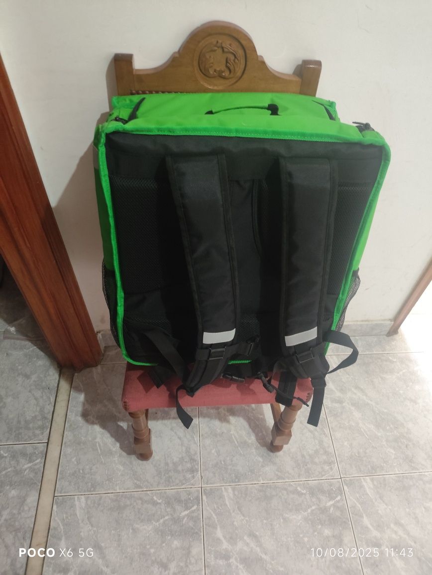 Mochila da uber nova!