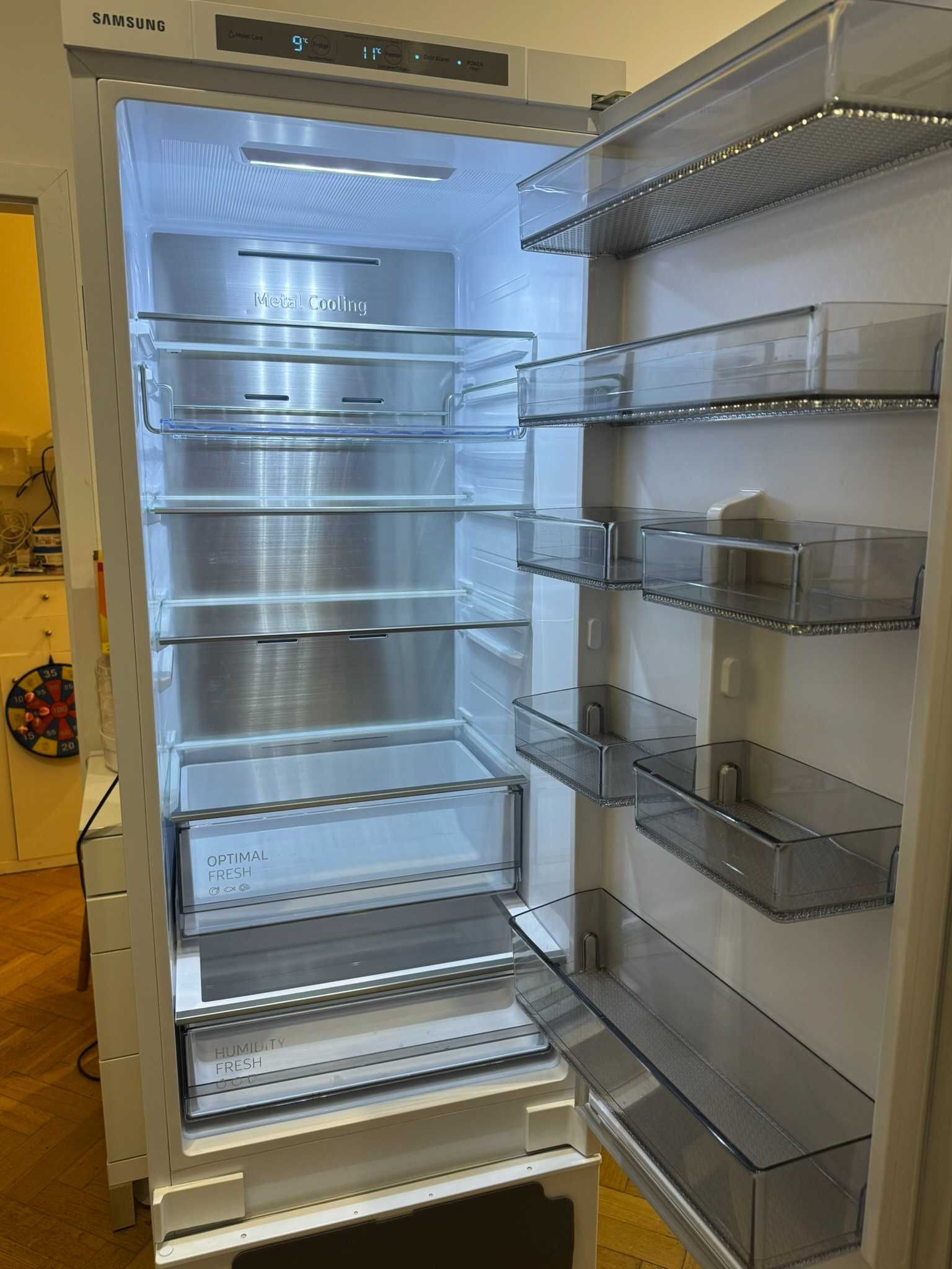 Lodówka do zabudowy Samsung BRB30705EWW