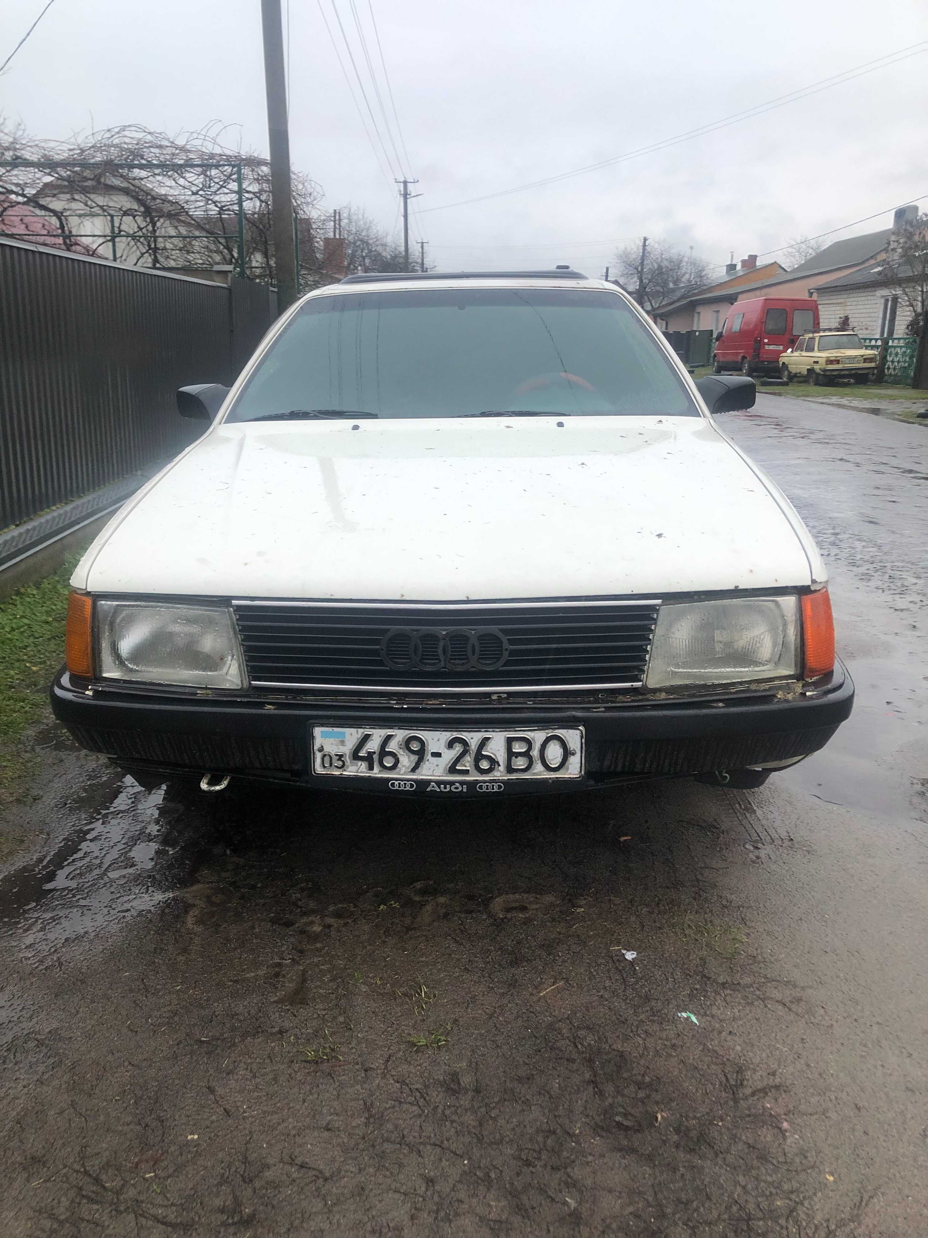 Audi 100 1985р. 1.8 бензин
