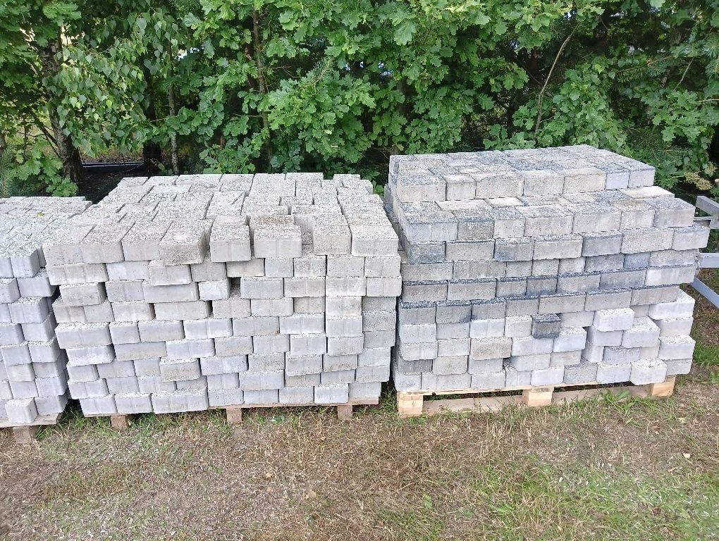 AVANTI  gr.8 cm kostka brukowa powierzchnia płukana