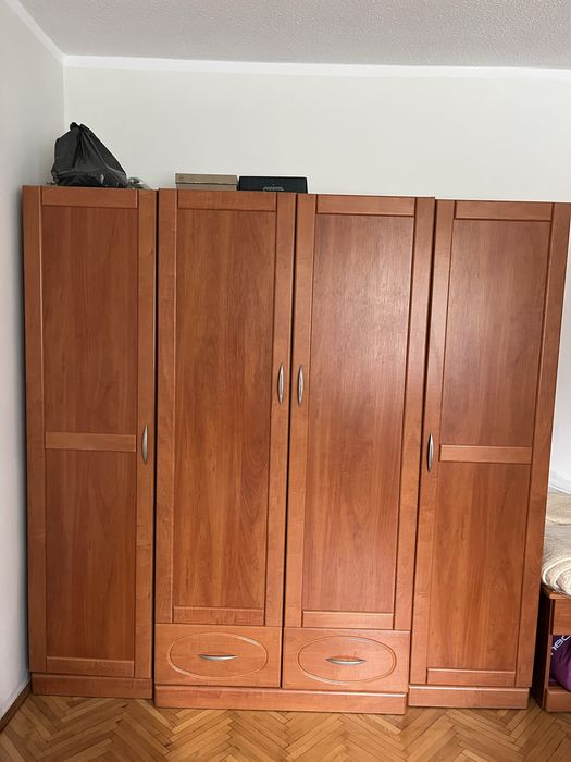 Szafa na ubrania, z pozostalymi elementami