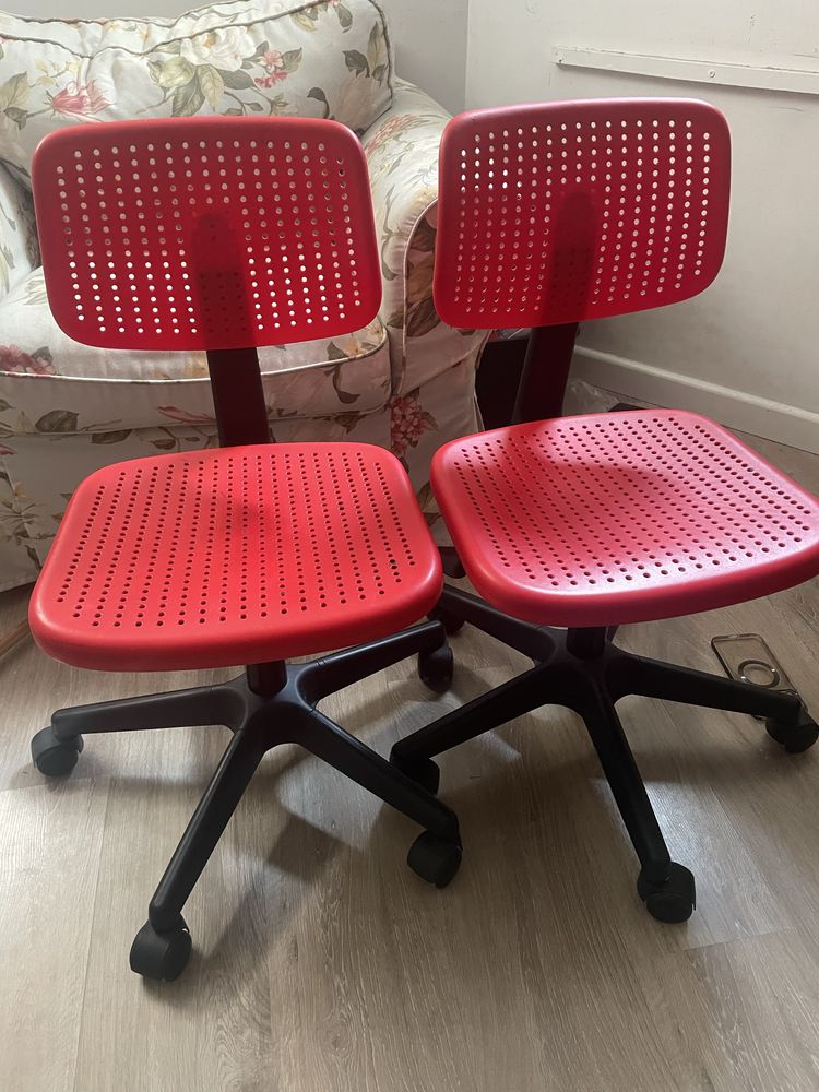 Krzesło obrotowe Ikea dla dziecka 2 sztuki