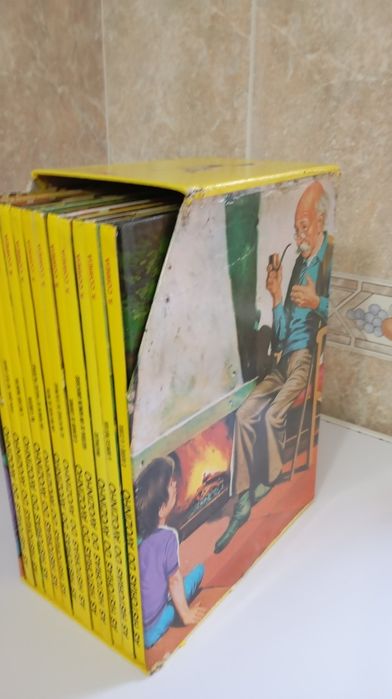 Coleção de 12 livros Histórias do Avozinho
