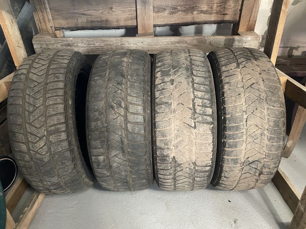 Шини 215/55 r17