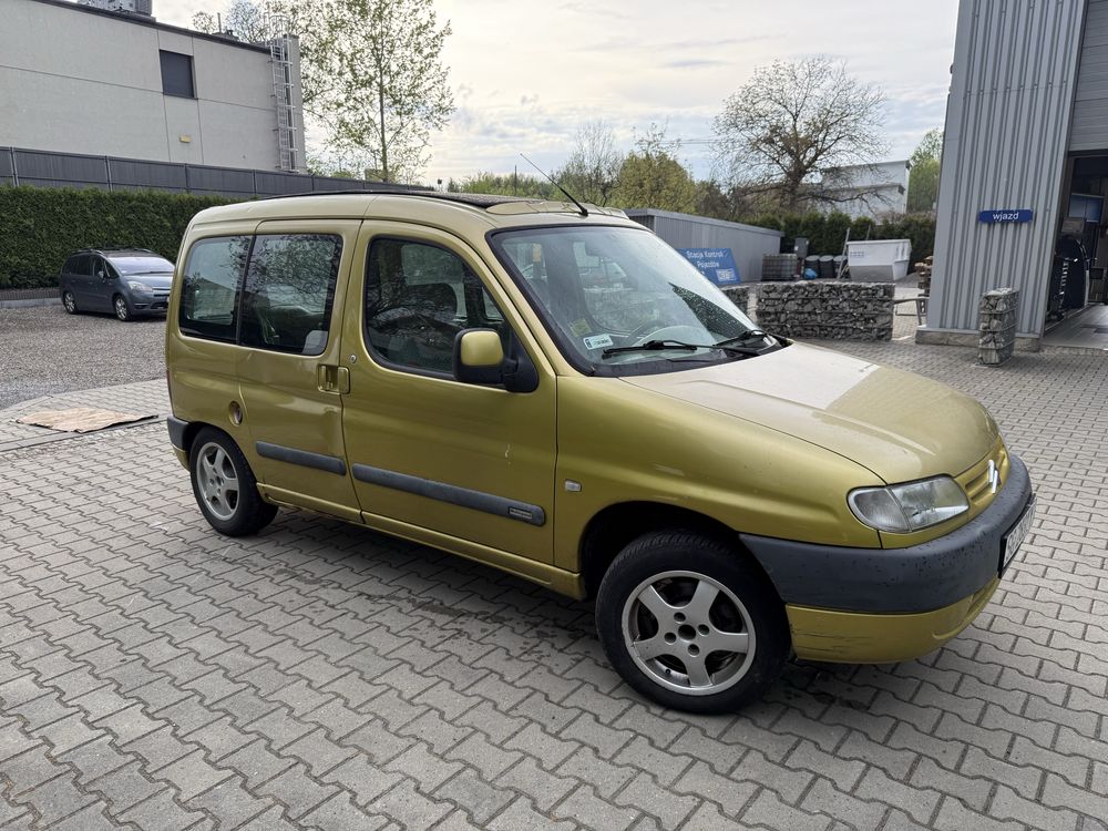 Citroen Berlingo 1.9d Multivan 1999r Falldach Zloty a skromny