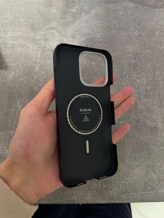Оригінальний чохол Pitaka MagEZ Case для iPhone 16 Pro Max