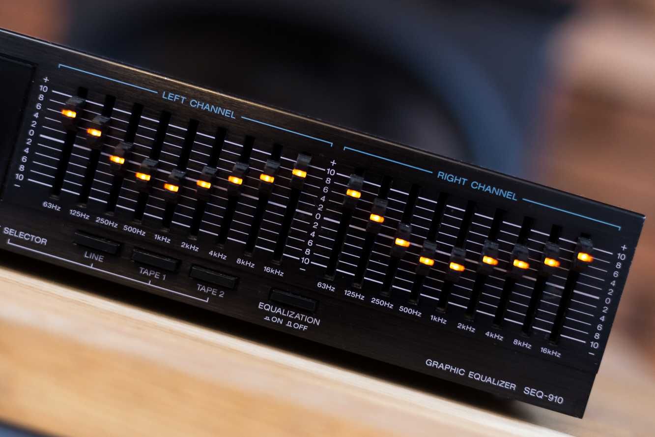 Korektor Equalizer Sony SEQ-910