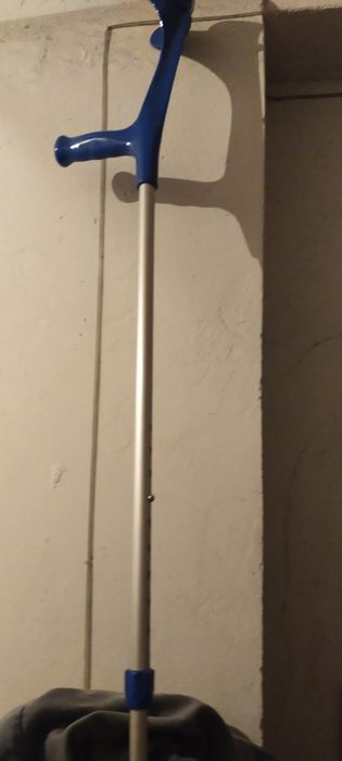 Костыли локтевые  Ходунки для взрослыхых