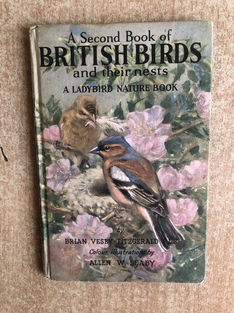 Винтажная книга. British birds and their nests