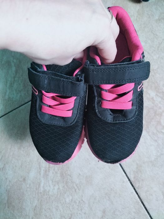 Buty trampki dziewczęce 28 świecące LED