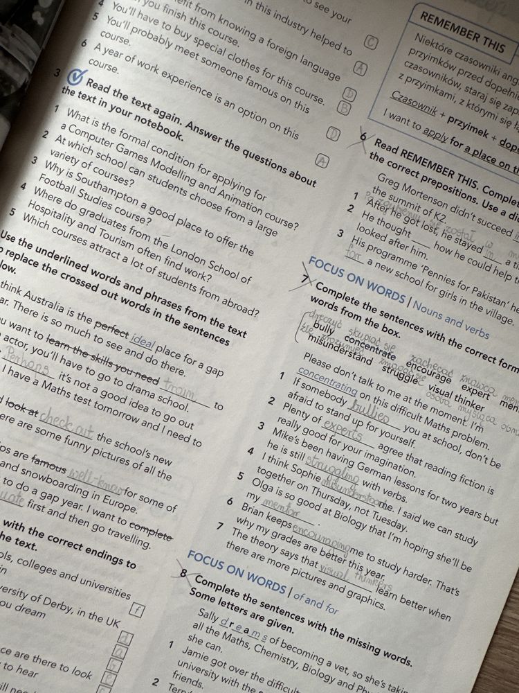 Podrecznik/ ćwiczenia FOCUS 2. Komplet.
