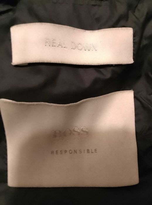 Hugo Boss kurtka unisex czarna z kapturem