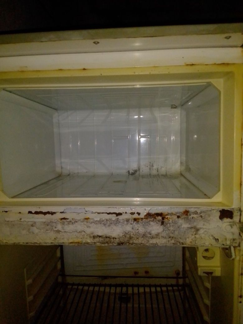 Продам холодильник NORDord225 в нормальном рабочем состоянии