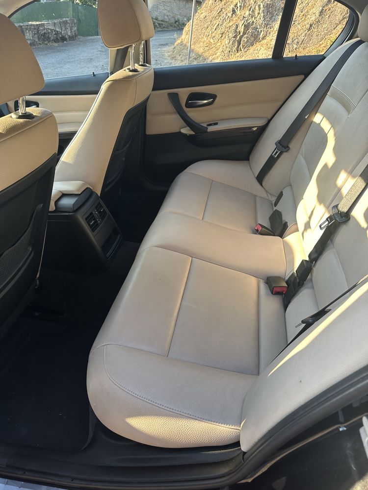 Bmw 318d - 2011