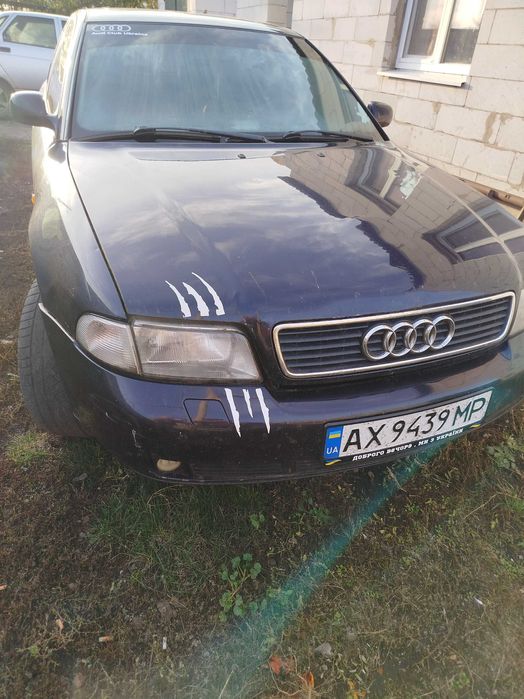 Продам ауді а4б5 газ/бензин