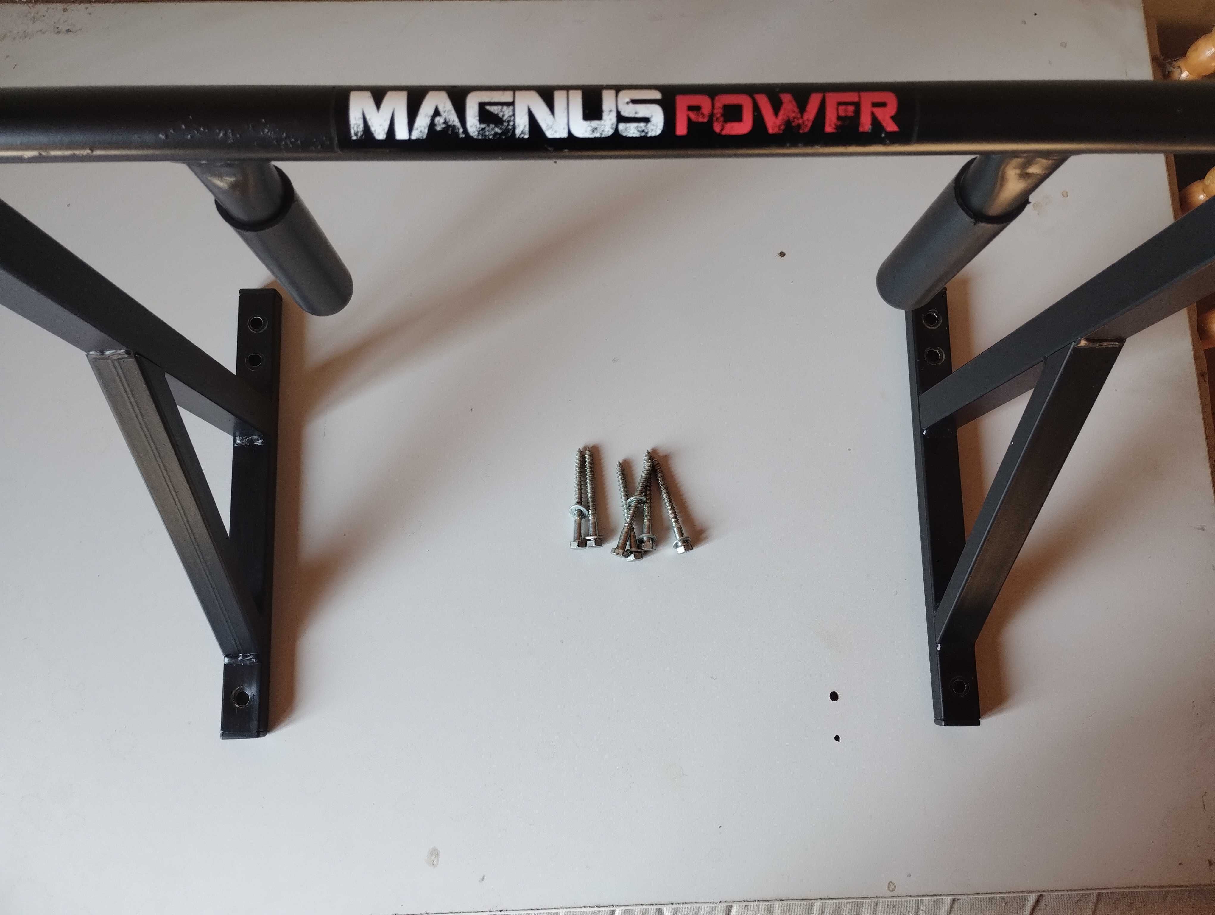 Drążek do podciągania marki MAGNUS POWER