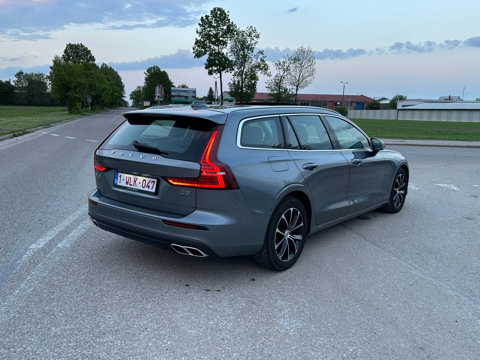 Volvo V60 D3 Automat Bogate Wyposażenie Zarejestrowany Opłacony