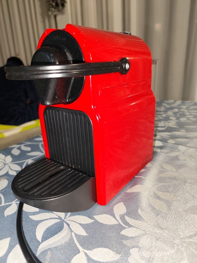 Máquina de café KRUPS Nespresso Inissia