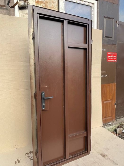 Вхідні двері металеві, двері в офіс квартиру будинок ТОП продажі