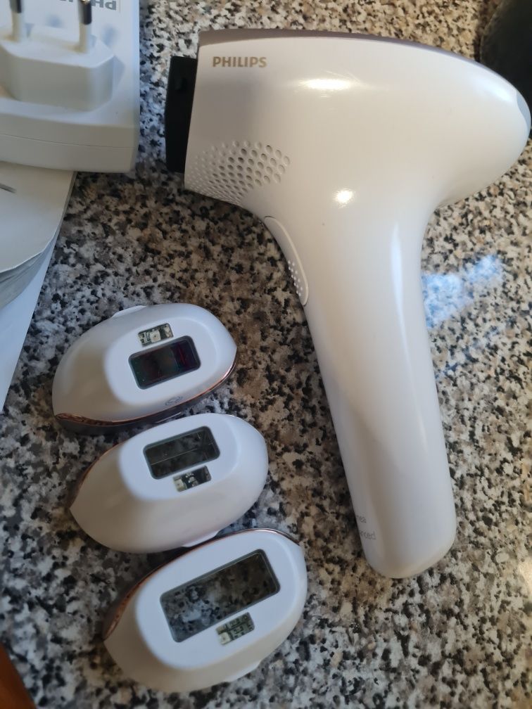 Depiladora Luz Pulsada PHILIPS Lumea