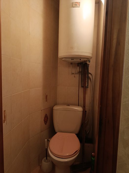 Трёхкомнатная квартира на Таирова. ТЦ Вузовский. Средний этаж