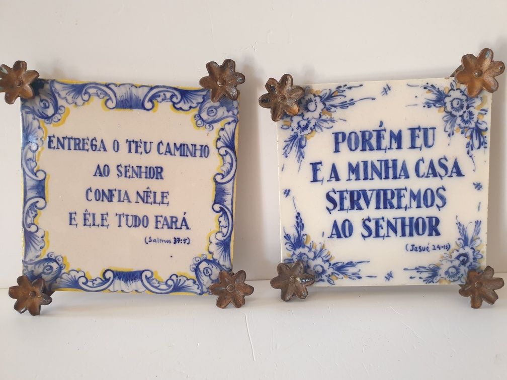 Lindos antigos azulejos falantes com armação em ferro