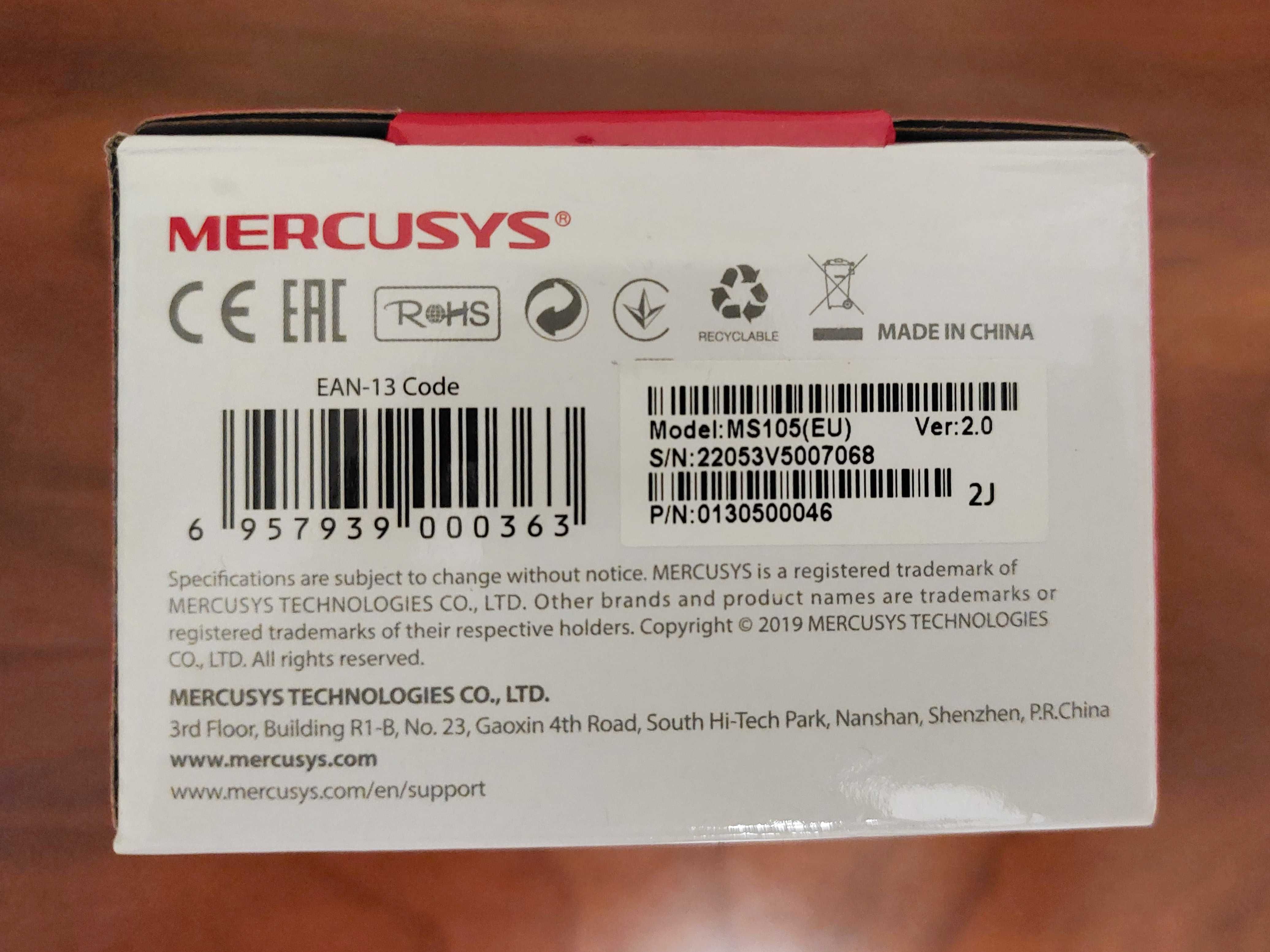 Switch Mercusys de 5 portas novo