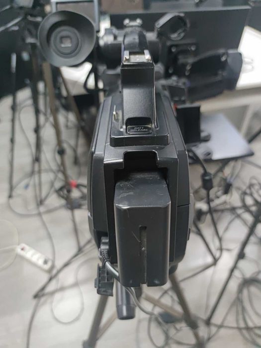 Відео камера професійна Sony  HVR-HD1000E