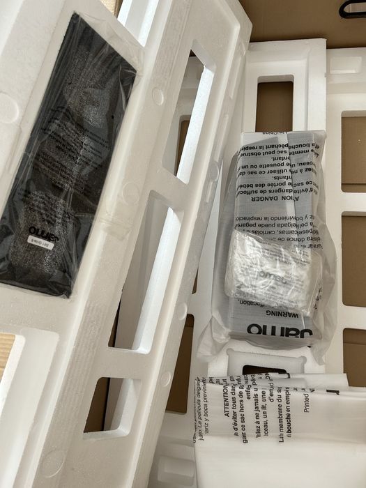 центральний канал Jamo S 81 CEN Black