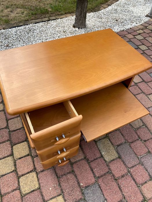 Komplet mebli drewnianych