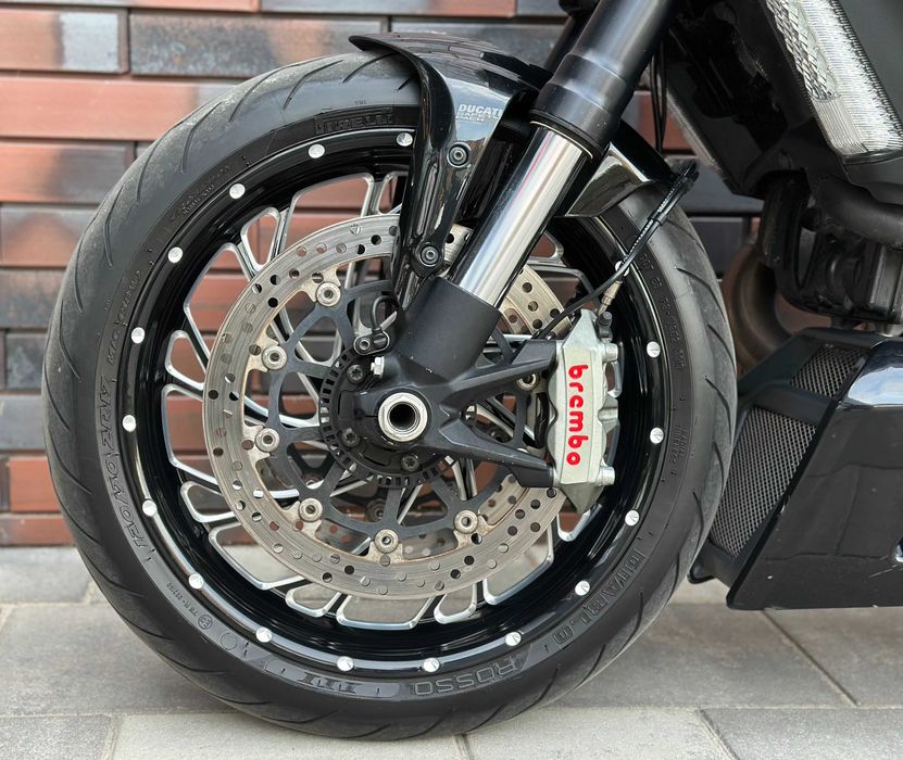 Ducati Diavel 1200 / 1260 Dark Performanse