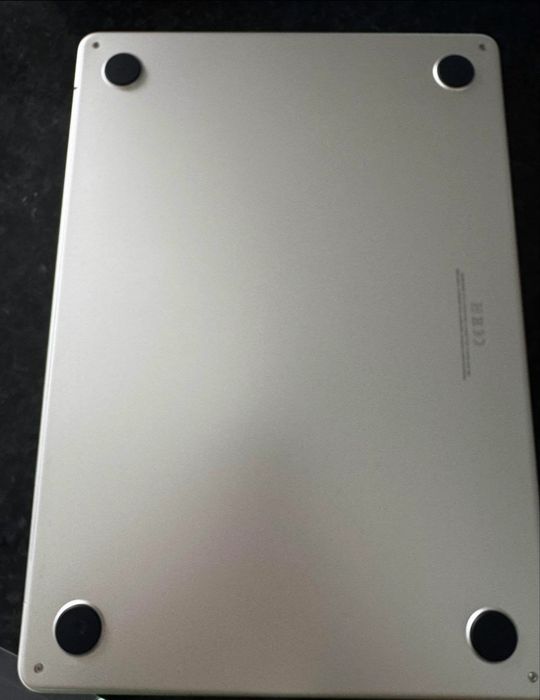 Apple MacBook Air M2 | 13.6"| 8 GB | 512 GB SSD - Como novo