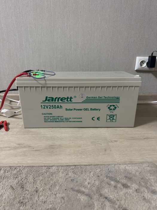 Гелевий акумулятор Jarrett 12B 250A