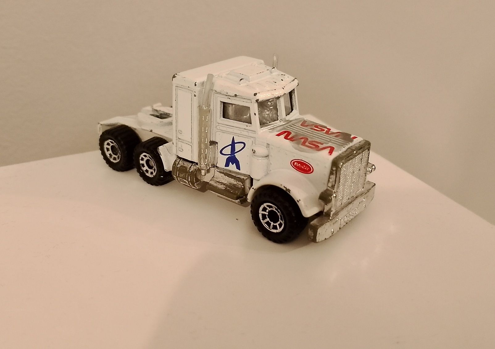 Matchbox Peterbilt NASA convoy stary resorak