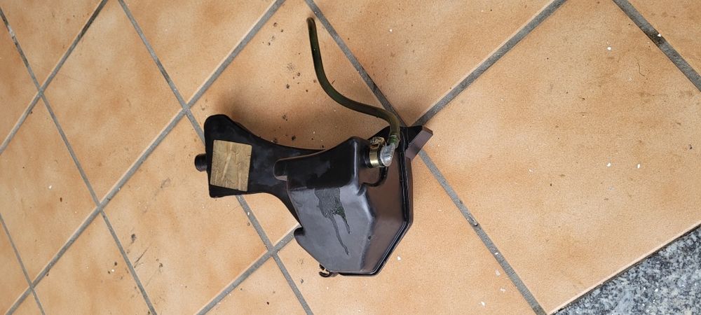 Depósito Óleo Piaggio Vespa Cosa 200