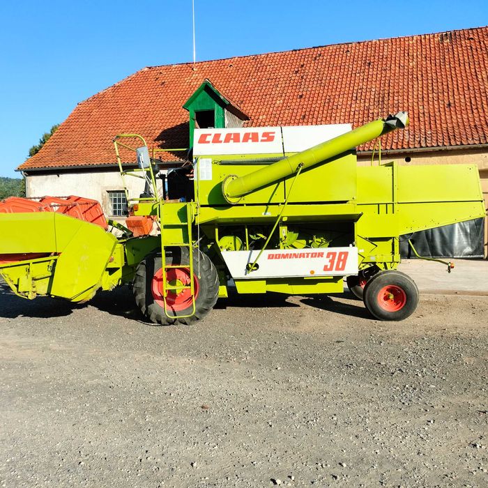 Kombjan zbożowy claas dominator 38